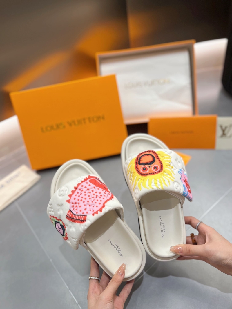 Louis Vuitton Slippers